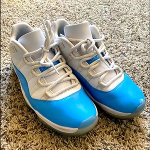 Retro Low Jordan 11’s Size Men’s 10.5.